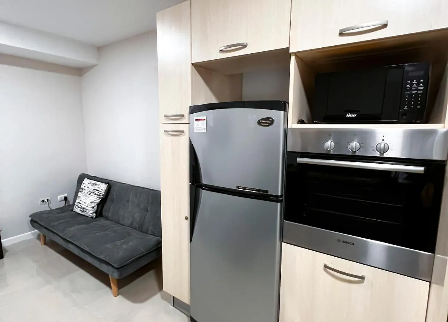 Apartamento Suite El Avila, Moderno Y Seguro Caracas