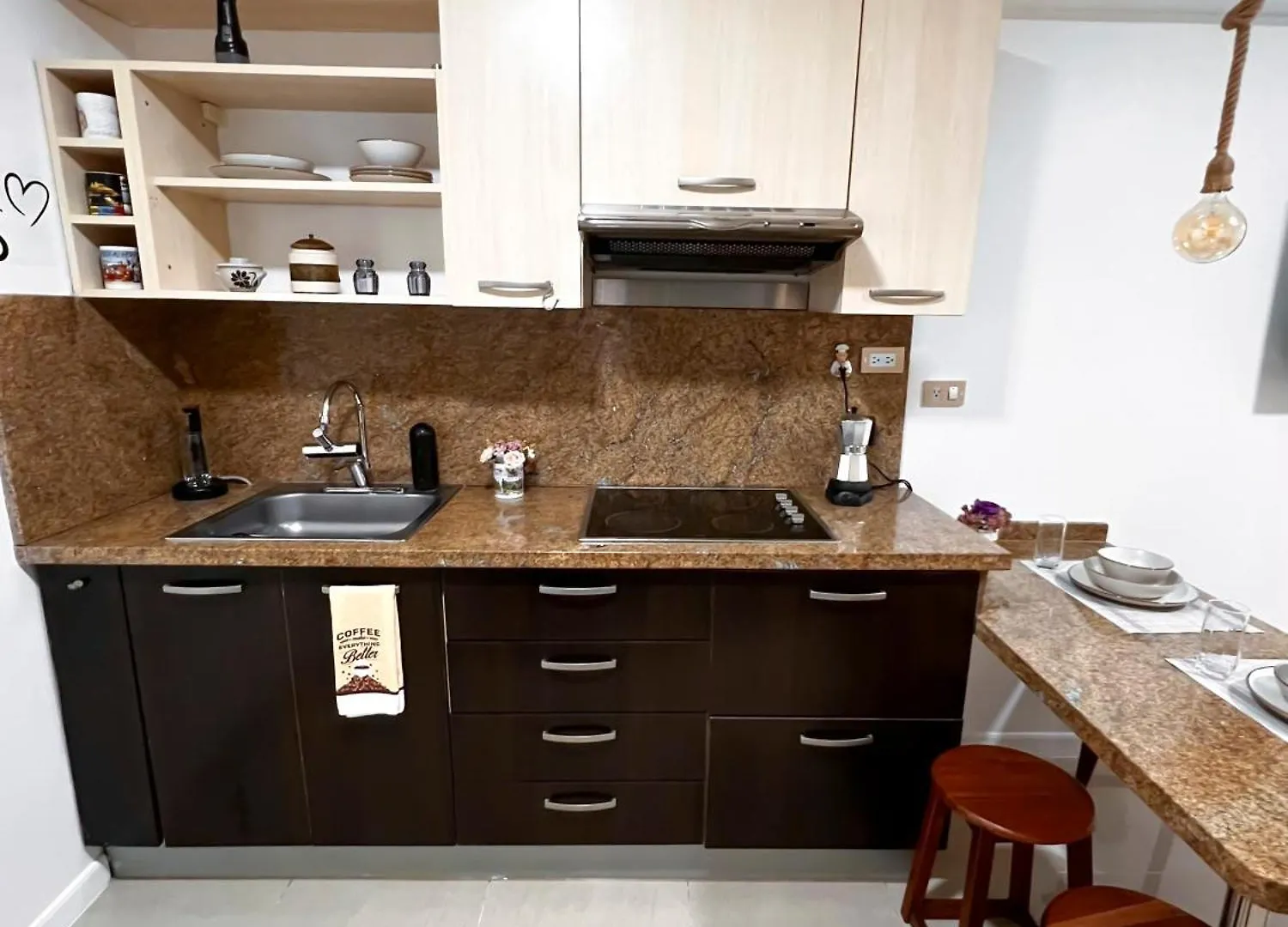 Suite El Avila, Moderno Y Seguro Caracas